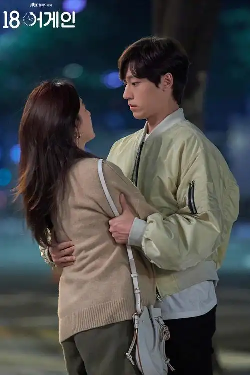 情侣影院 爱在黎明破晓前 经典浪漫片 双人观影